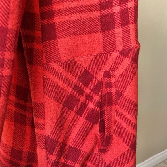 Soft Surroundings Plaid Soft Tunic Sweater Medium Petite - Picture 4 of 8